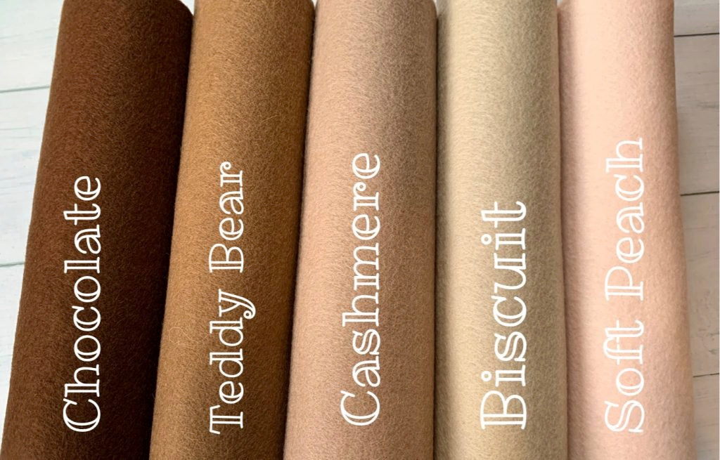 Mini Palettes with DMC Thread